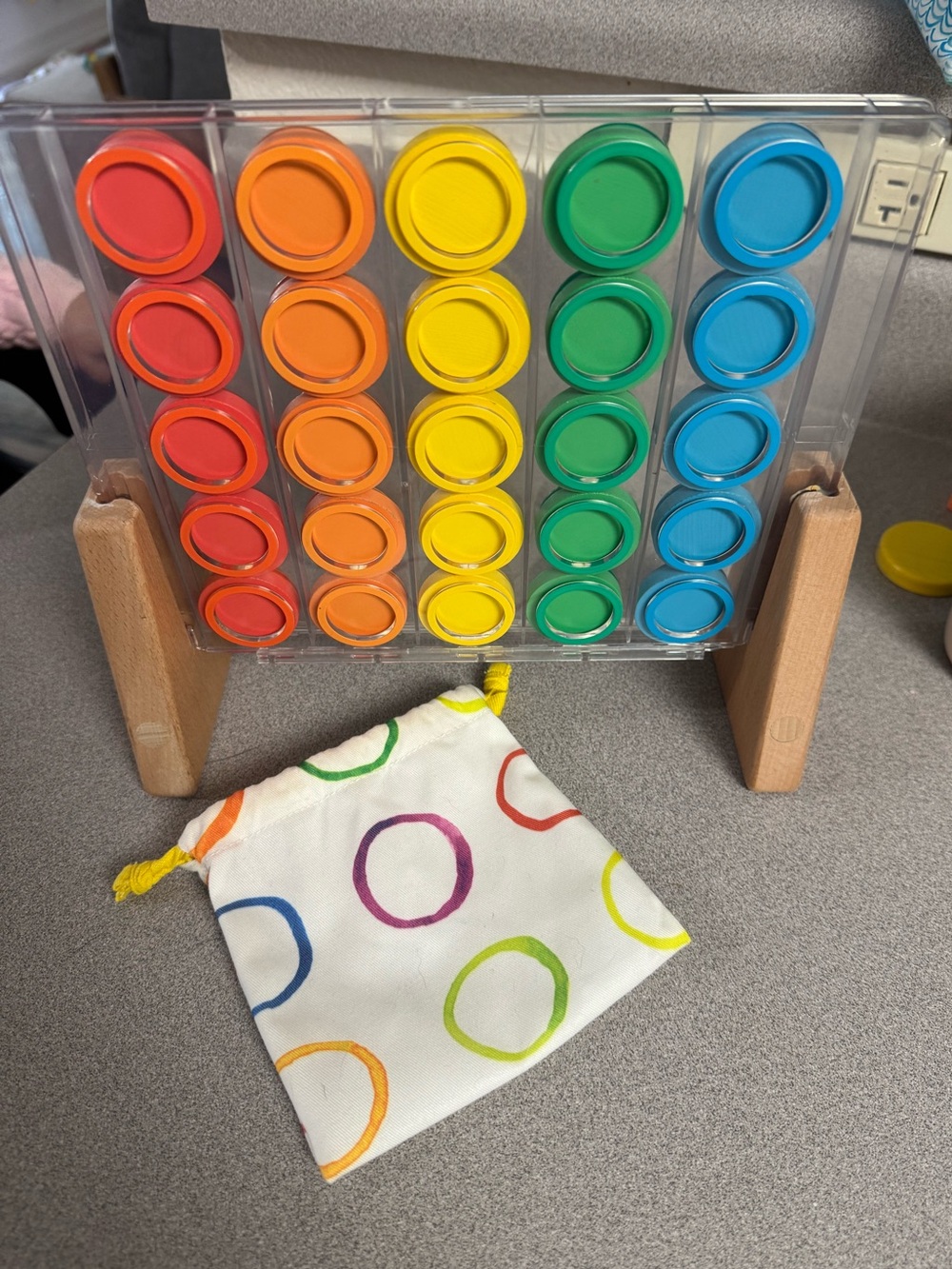 Lovevery Drop and Match Dot Catcher The Helper complete with bag.